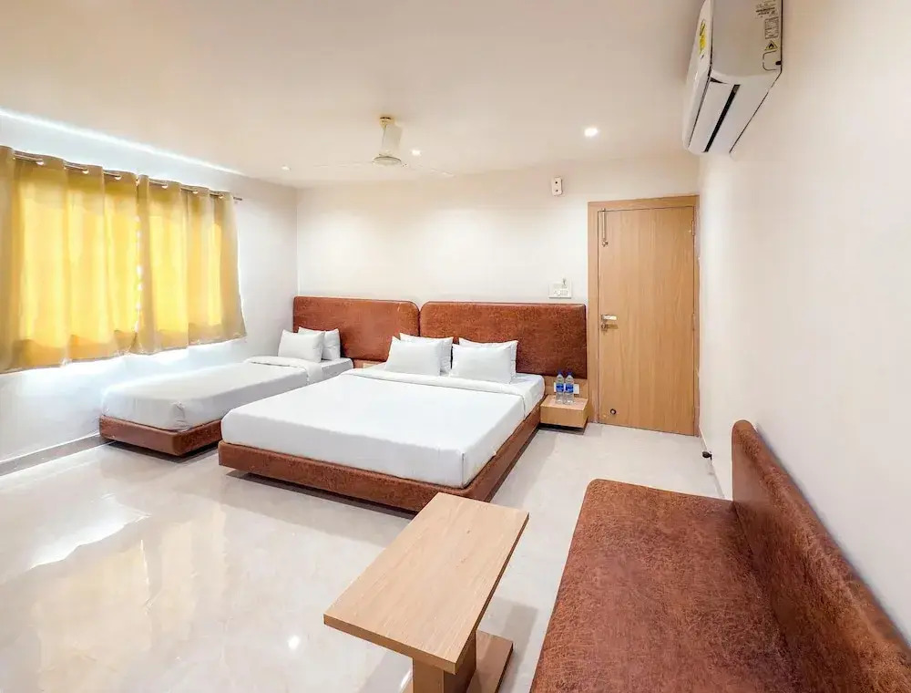 Hotel Anand
