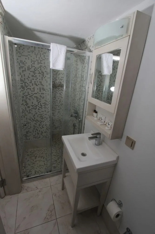 Iz Birak Hotel