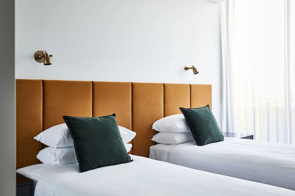 Astina Suites, Penrith