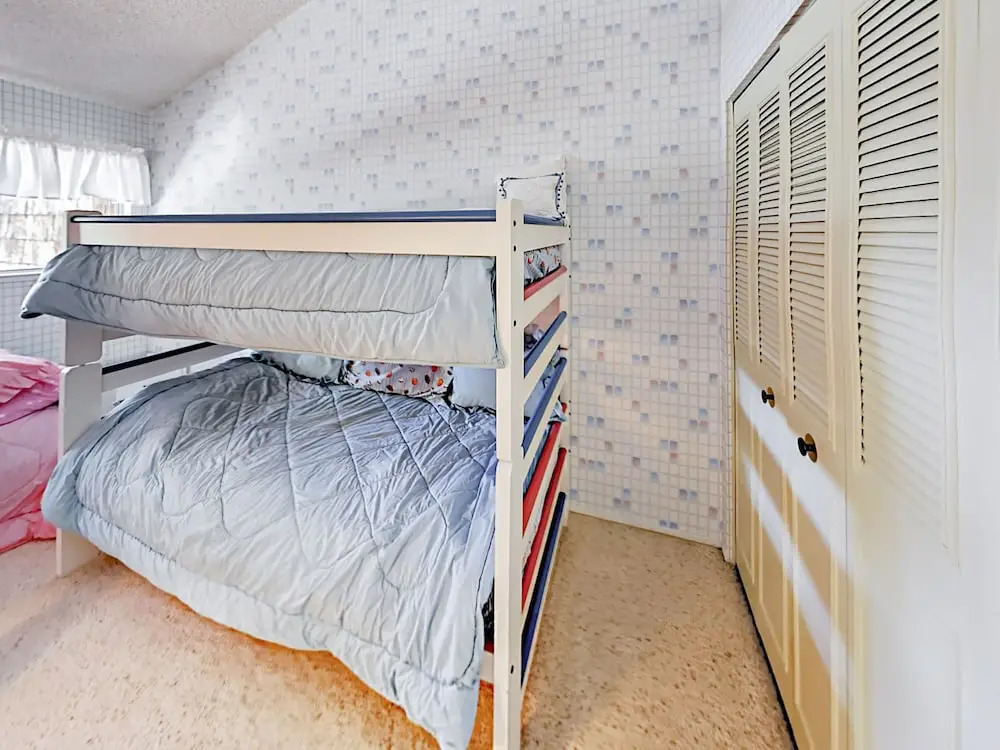 336al238 3 Bedrooms 2.5 Bathrooms Condo