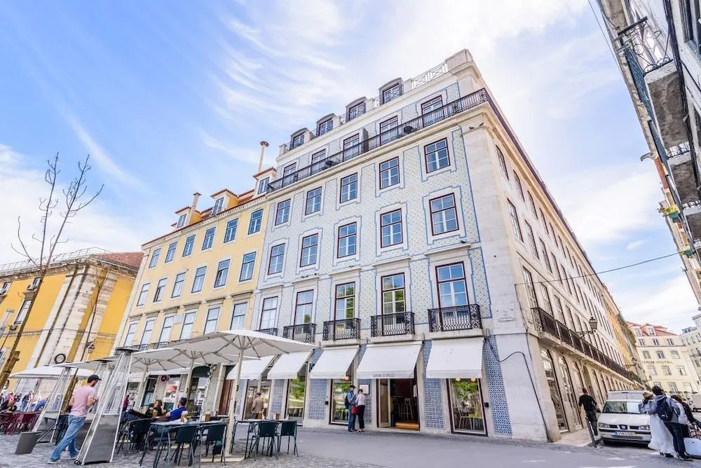 Bacalhoeiros 99 - Beautiful and bright Apartment @ Baixa, Chiado