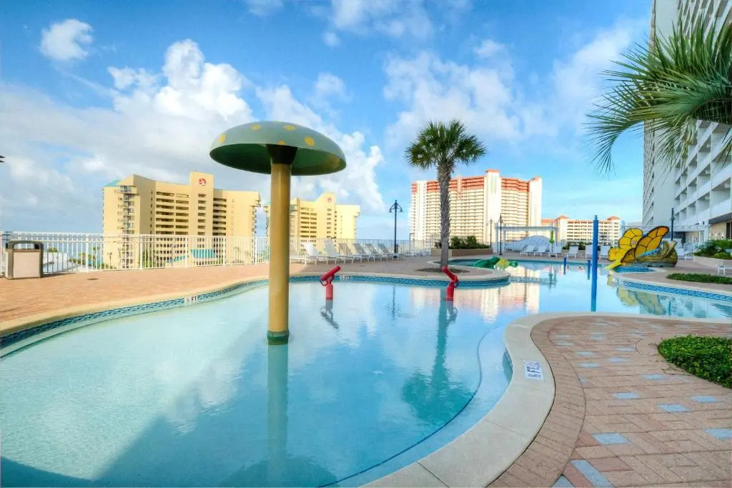 3 BD Laketown Wharf 1038- Best Amenities