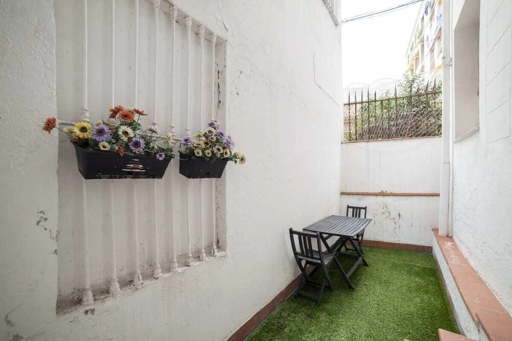 Lovely 2bed W/terrace in Lesseps, Near Park Güell