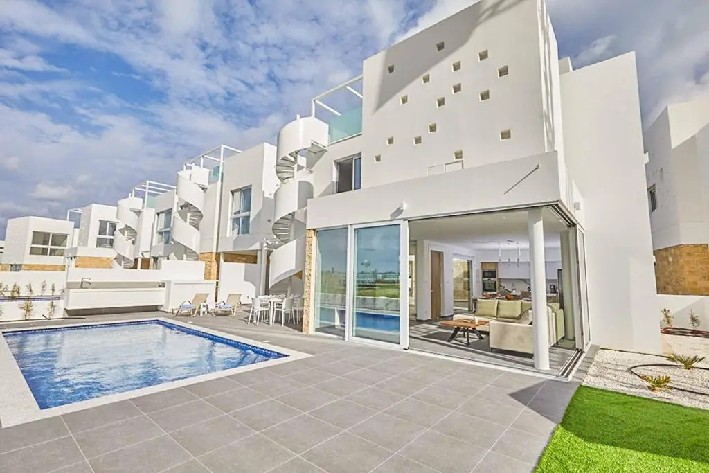 Villa Blue 15