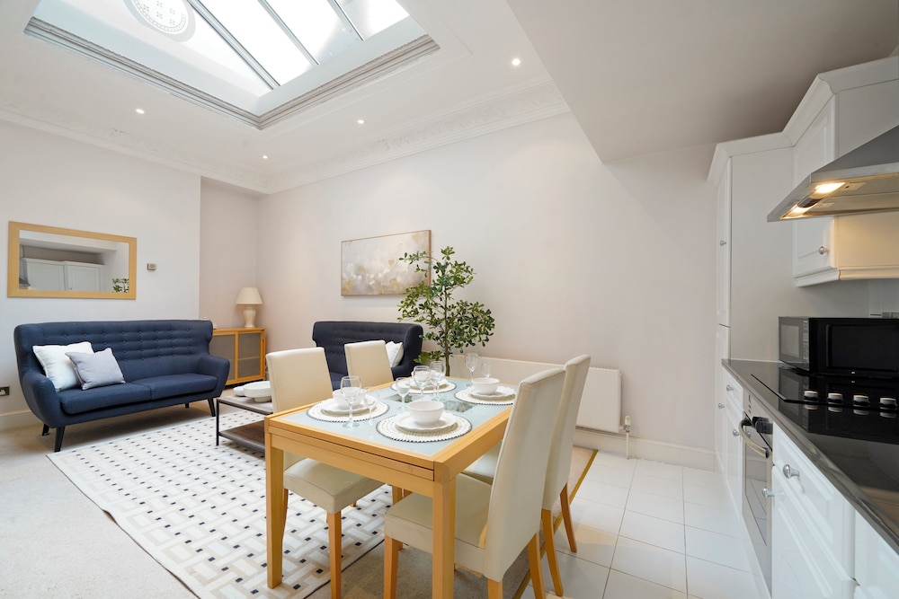 Hertford Flat 3