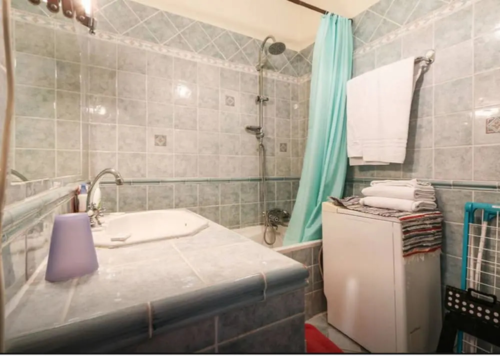 Provencal Style and Large 1 Bedroom