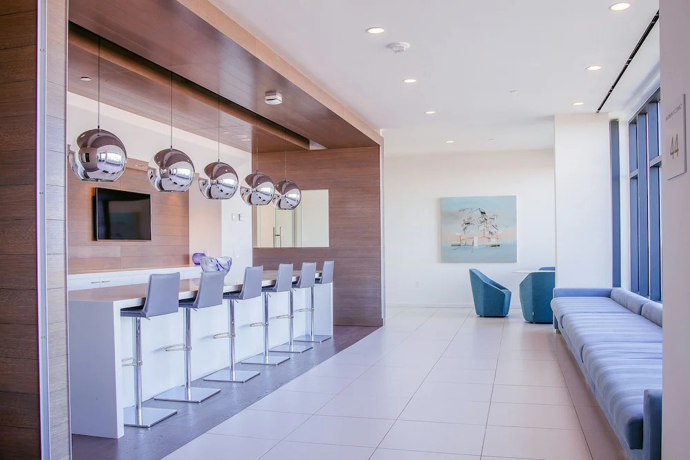 BridgeStreet at Vita Luxury Apartments