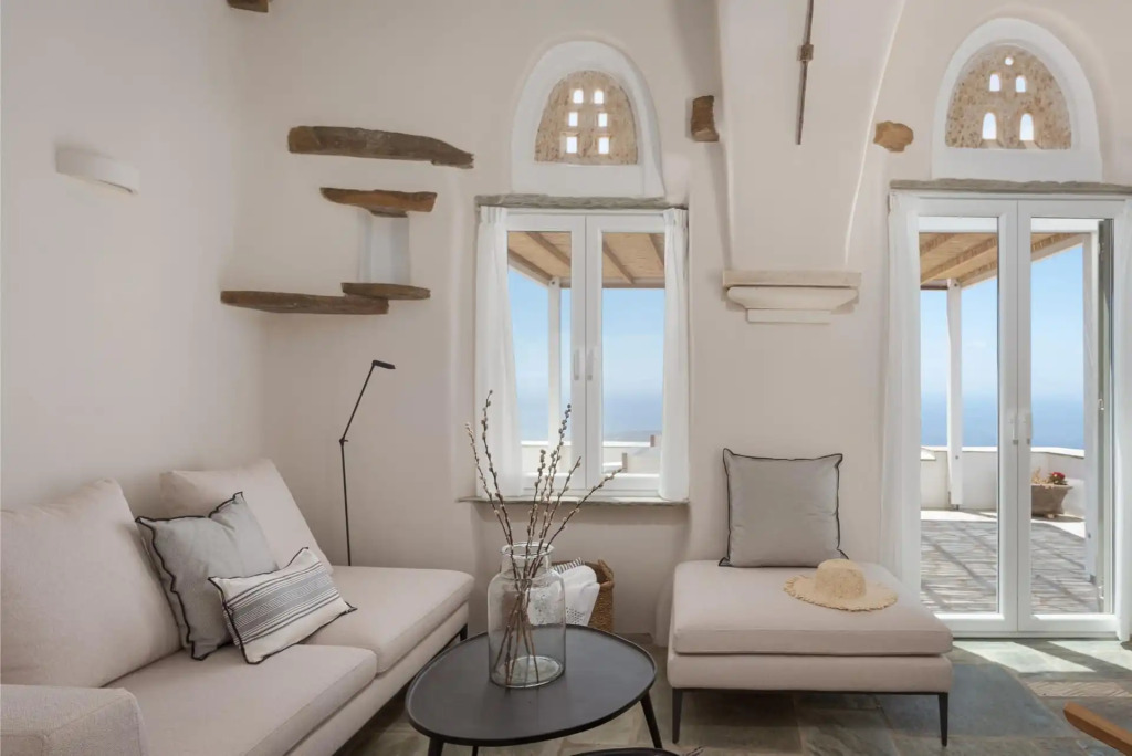 Morfes Luxury Apartments