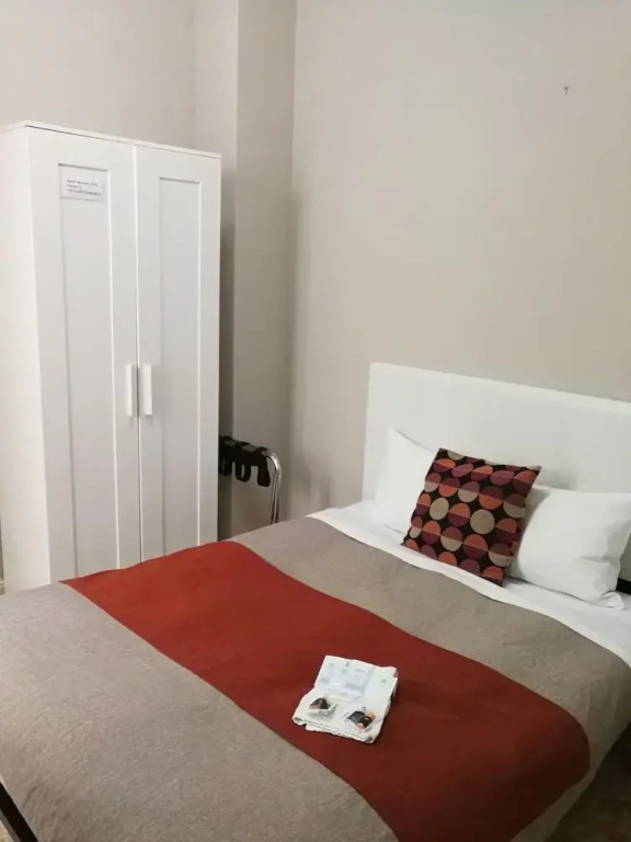 YOUTH HOSTEL - Central and Basic Drassanes