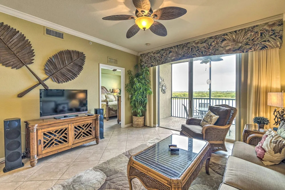 Classy River Strand Condo w/ Country Club Access!