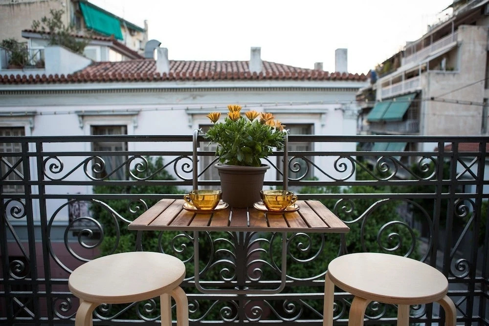 The Bozonians Neoclassical house
