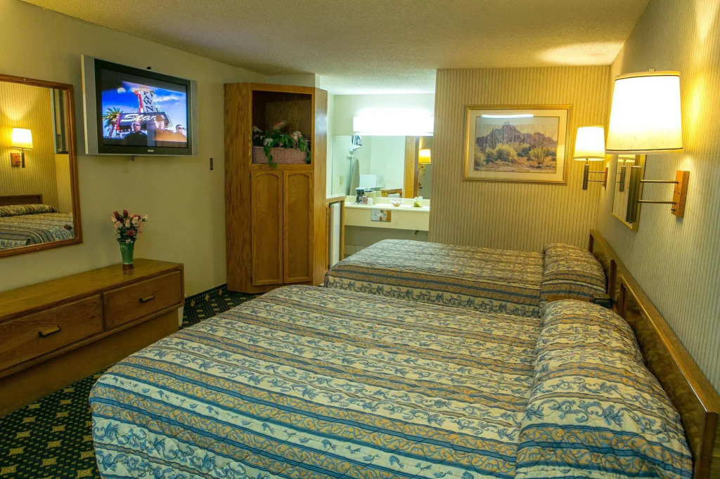 Regency Inn