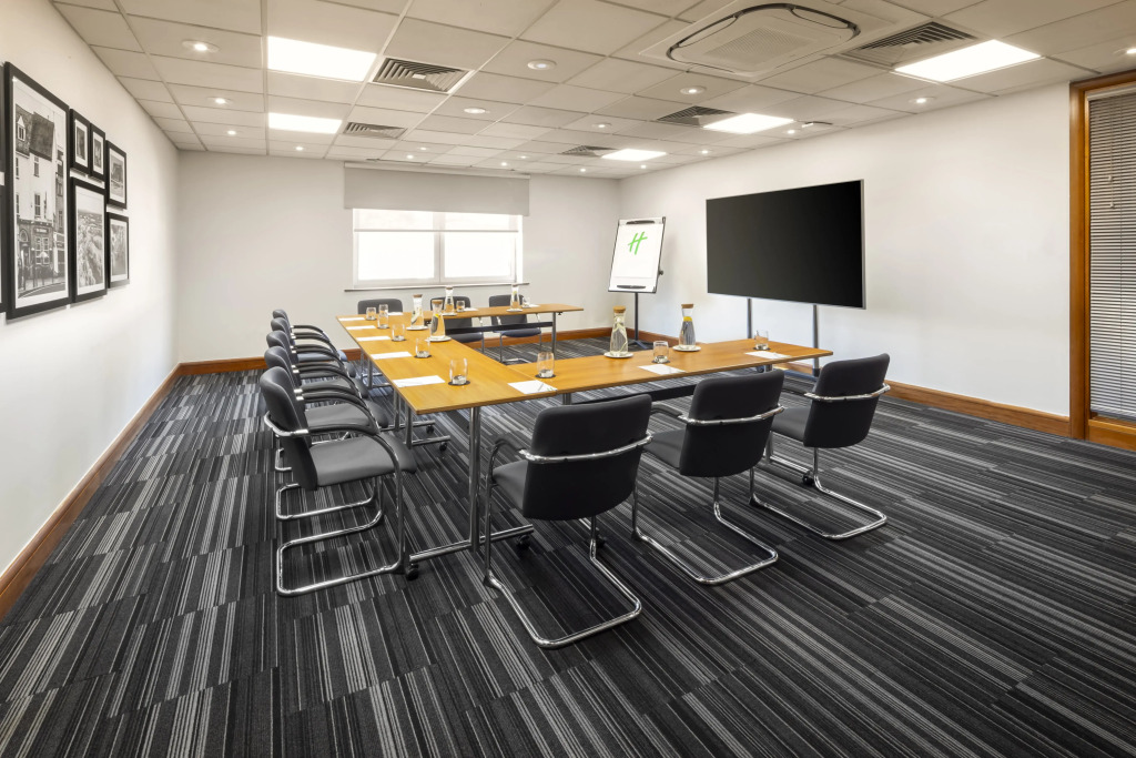 Holiday Inn Reading South M4 Jct 11 by IHG