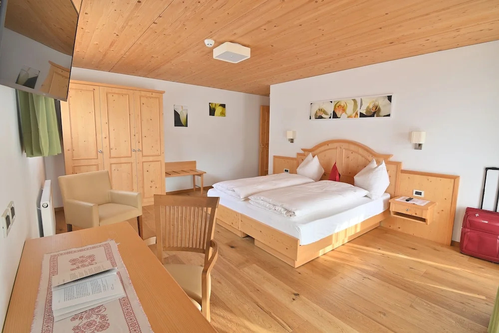 Hotel Monte Paraccia