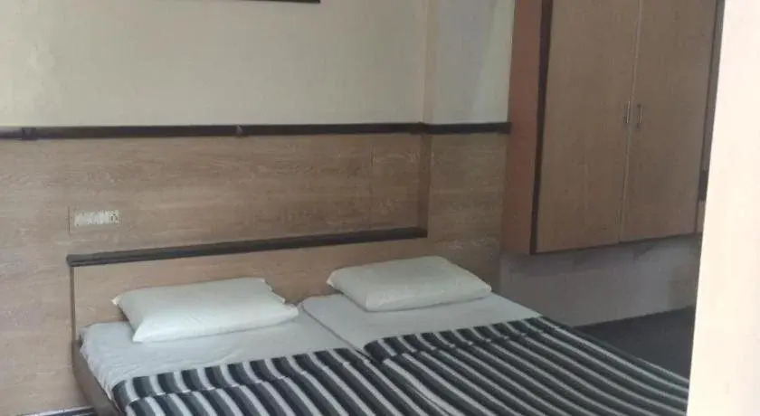 Dolphin Hotel