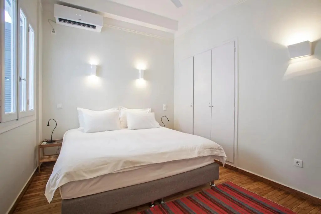 Lovely two-bedroom apartment with roof garden! EP7