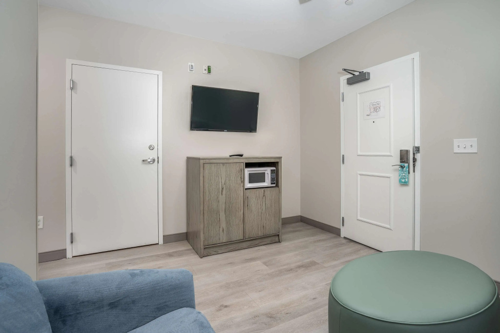 Lighthouse Suites - Best Western Signature Collection