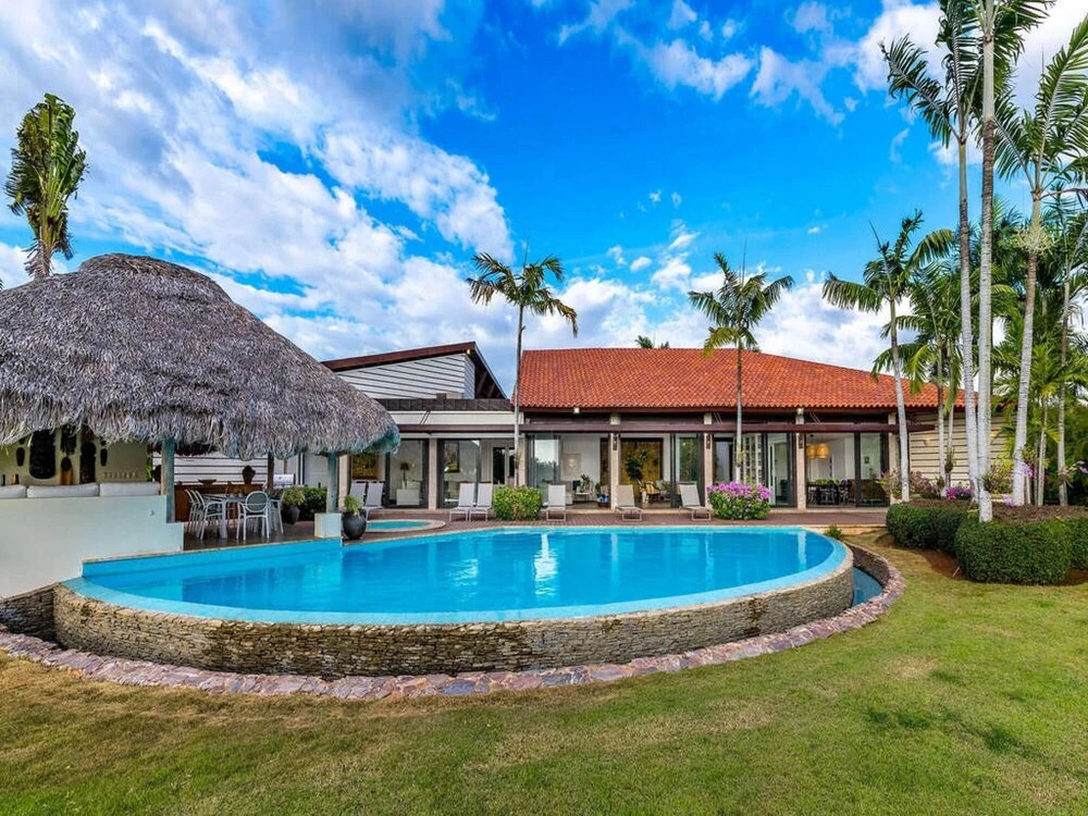 Sunny Vacation Villa 56