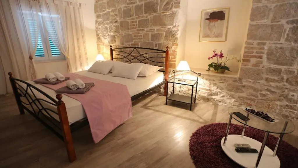 Dani Central Apartment- Heart of Split Stay