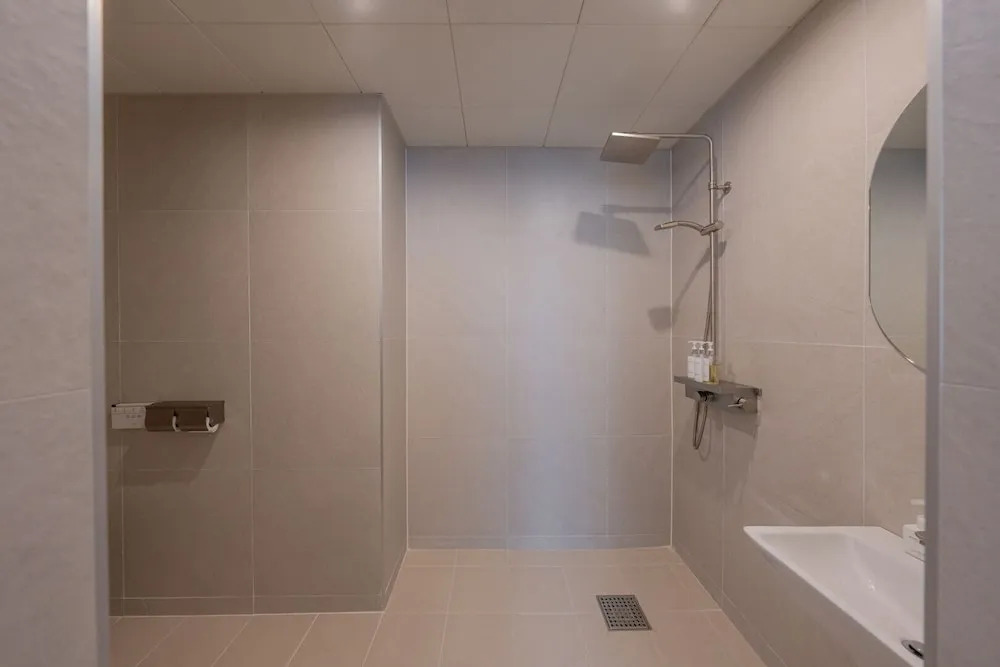 H-avenue Hotel Munhyeon
