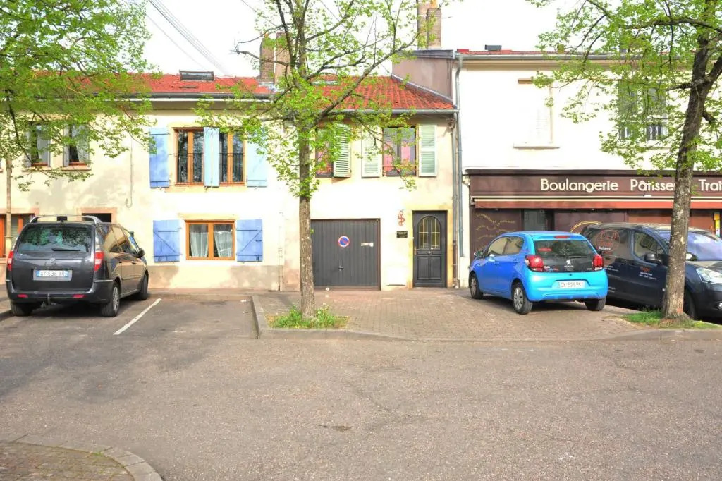 Logement Au Calme F2