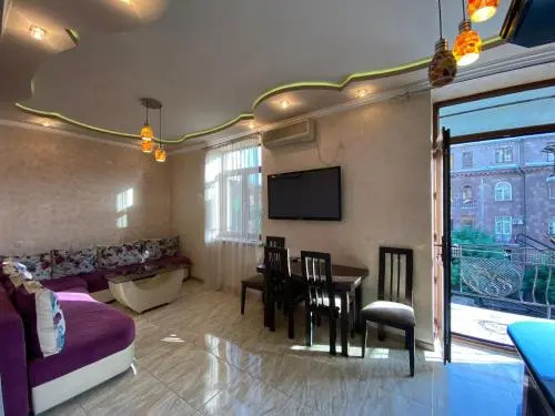 Amiryan Apartment