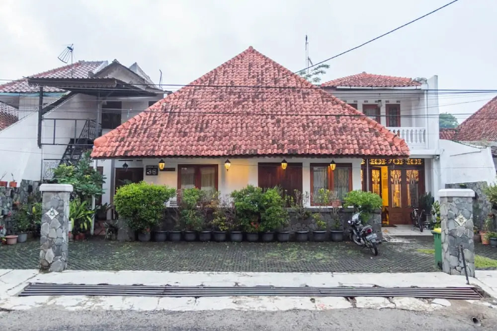 RedDoorz near Gasibu Bandung