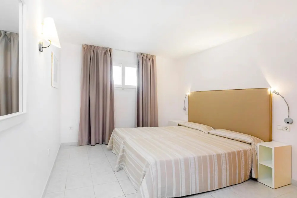 Aparthotel Duquesa Playa