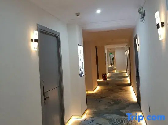Jiu Long Business Hotel
