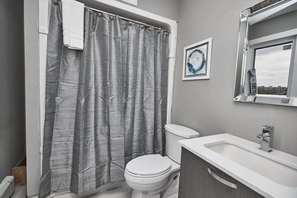 Clifton Hill Condo's