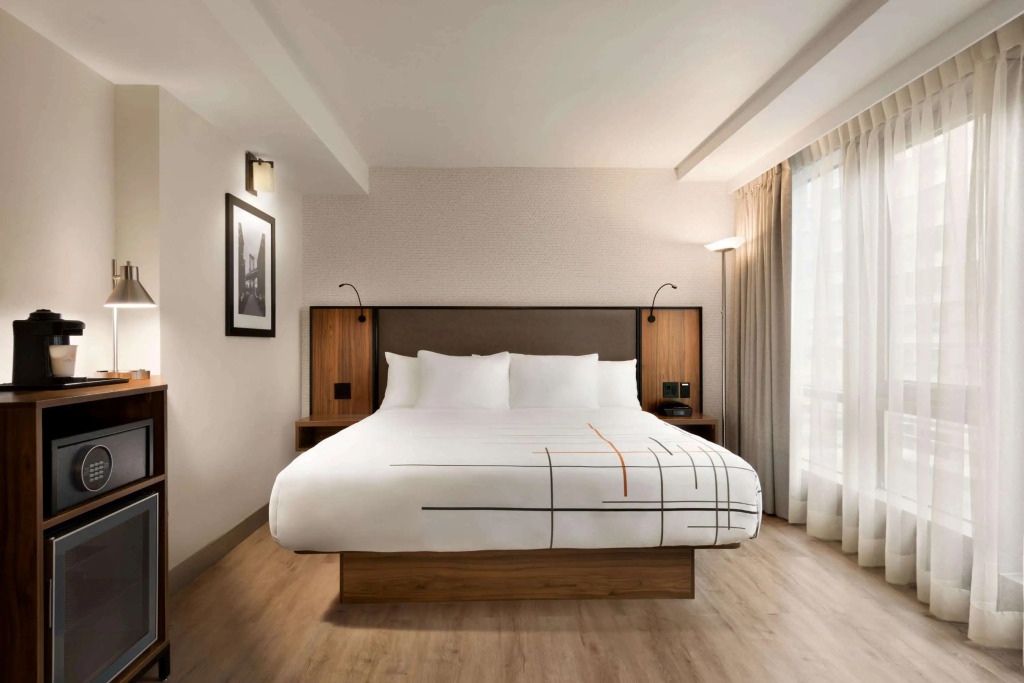 La Quinta by Wyndham Time Square South