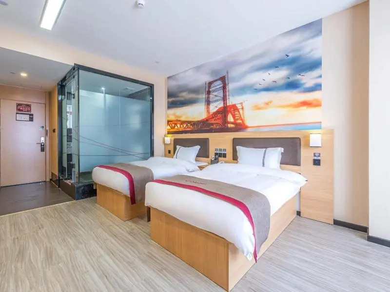 Thank Inn Plus Hotel Guiyang Baiyun District Greenland Xinduhui