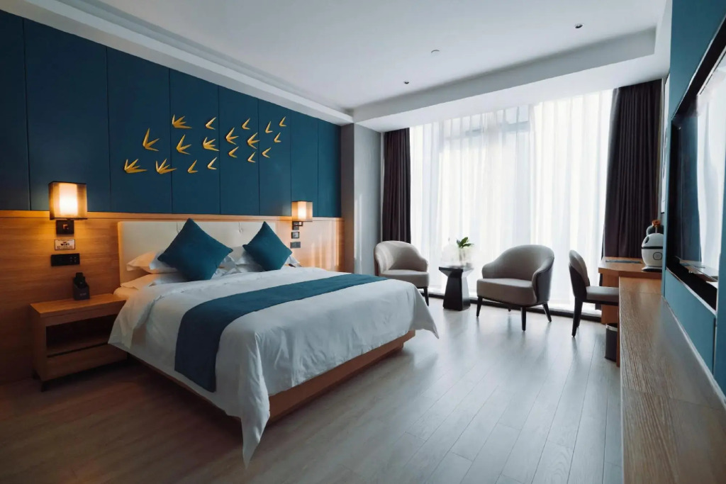 Taiyuan H Crystal Hotel (Jinyang Street Subway Station Branch)