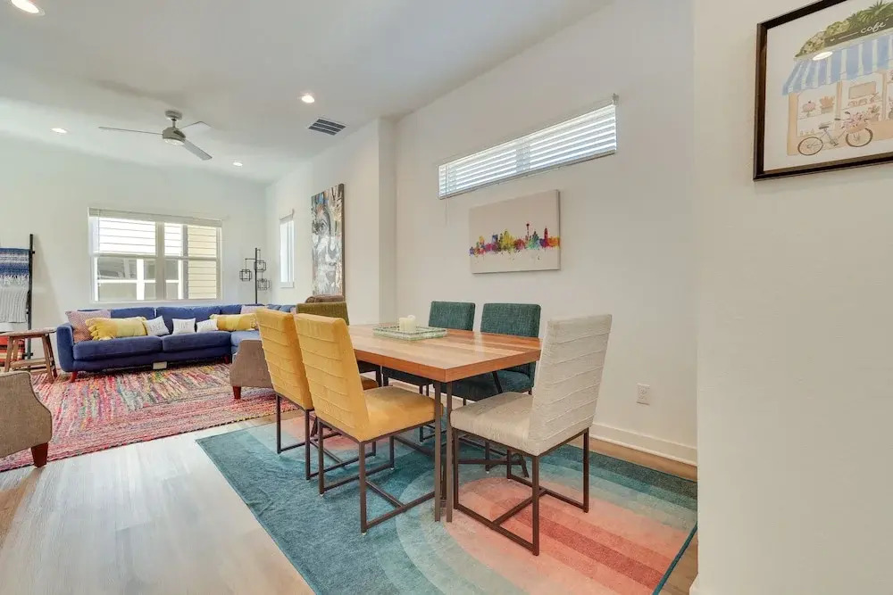 Modern Oasis: Steps to River Walk & Alamo Park!