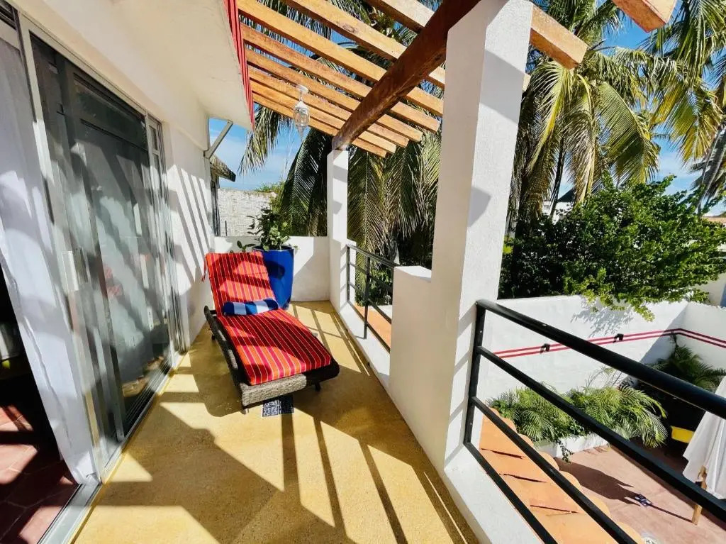 Casa Piramide: Fully Furnished 2-Bedroom House w/ Private Swimming Pool and Waterfall, 5 Minute Walk from the Beach