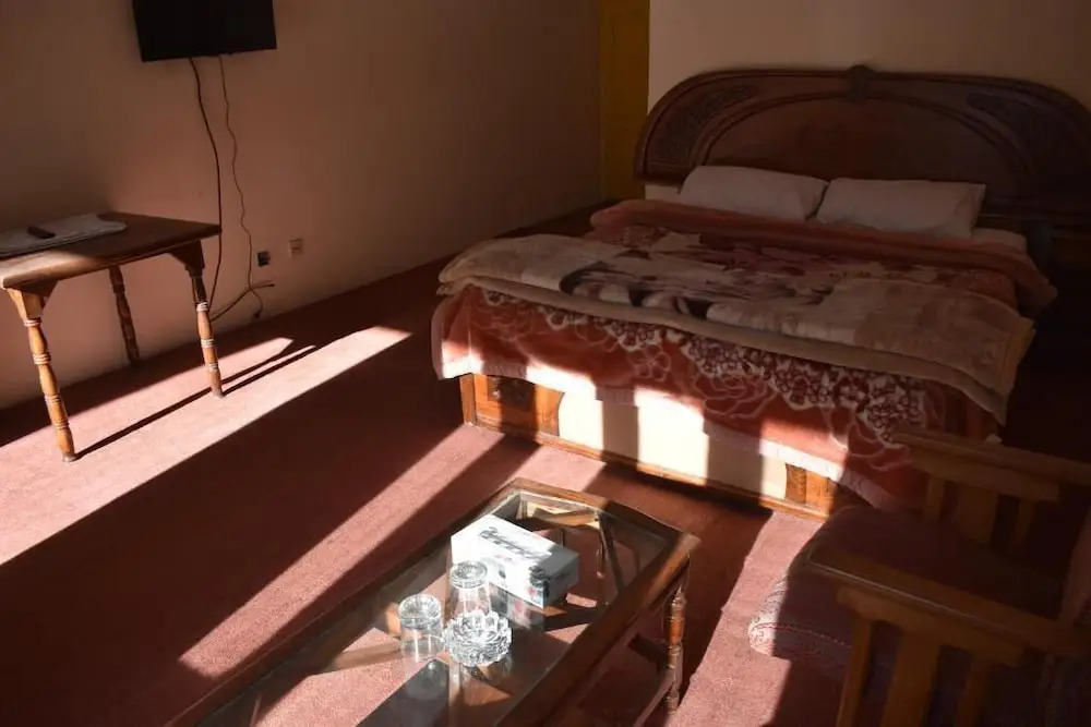 Hotel Shaheen