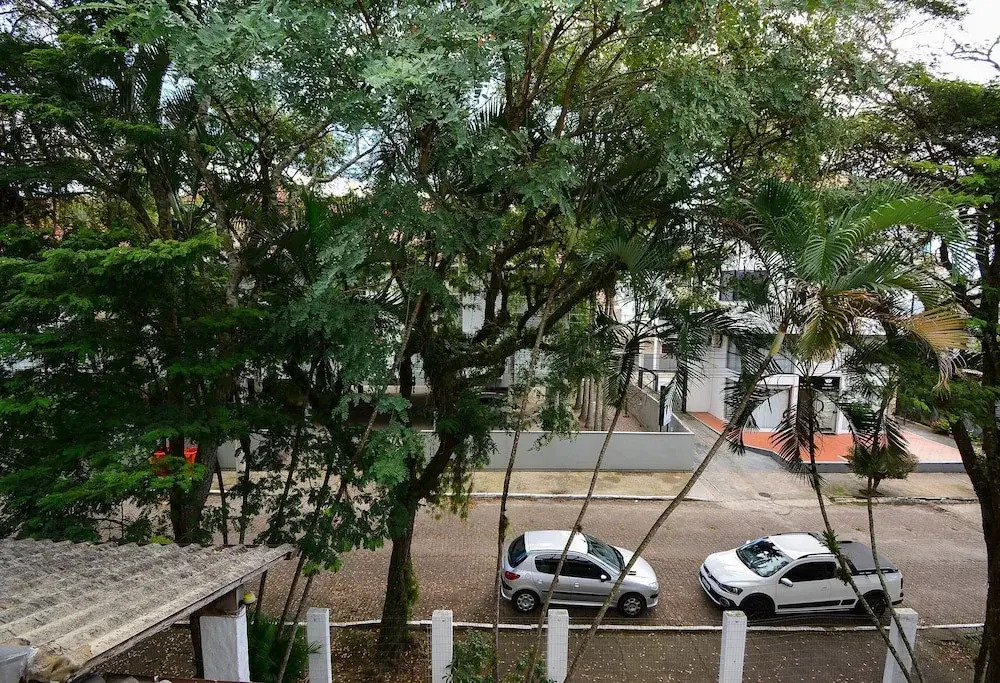 Apê a 150m da praia de Canasvieiras