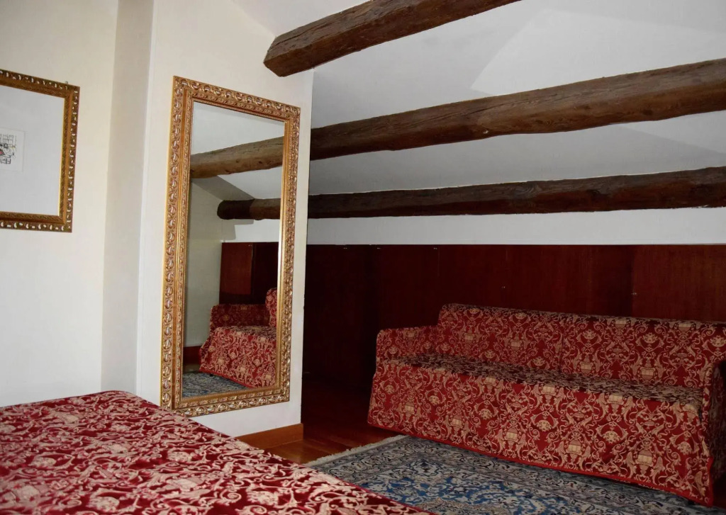 La Torre Hotel