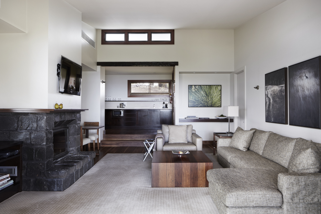 Spicers Peak Lodge