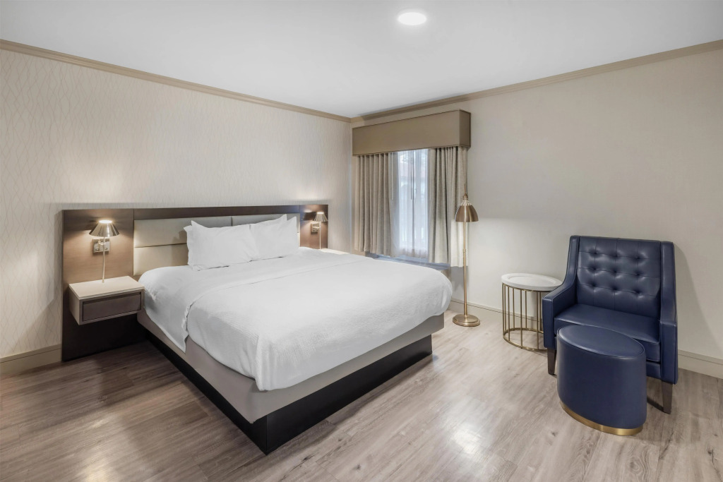 Best Western Plus Executive Suites