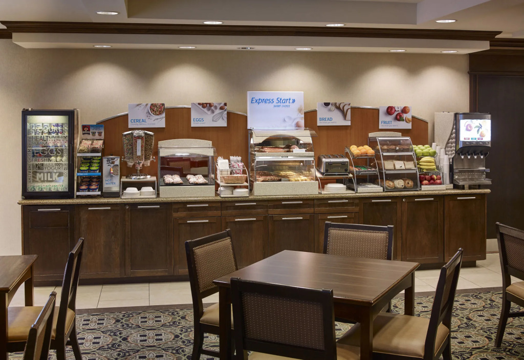 Holiday Inn Express & Suites Huntsville by IHG