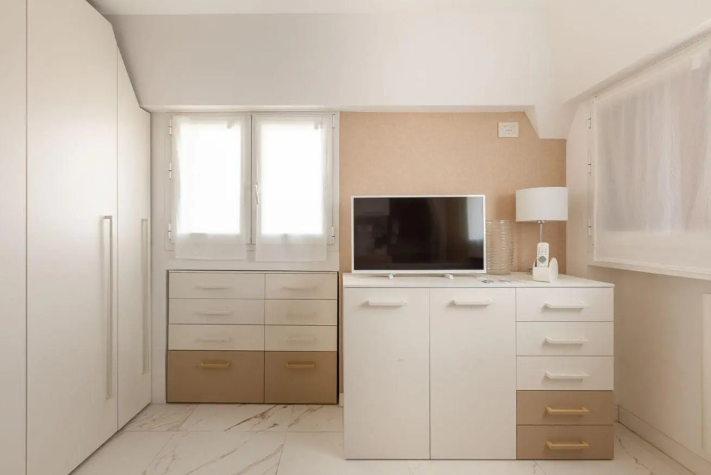 New studio with parking - WiFi - A.C. - Sismondi