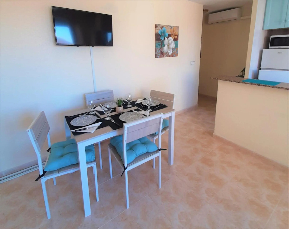 Precioso apartamento con ascensor a 80 metros del mar
