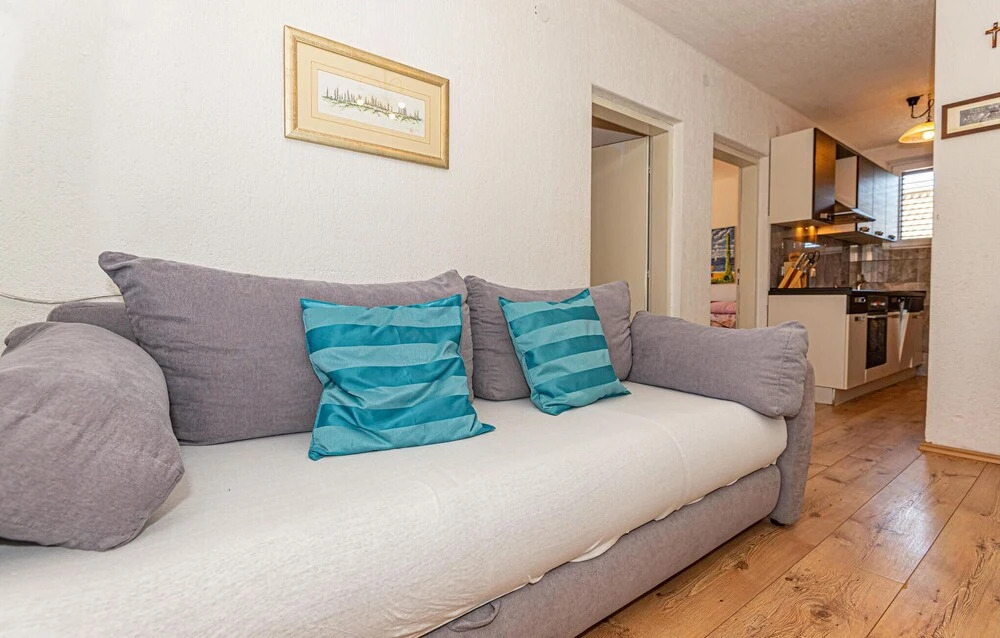 Awesome Apartment in Rogoznica With 2 Bedrooms and Wifi