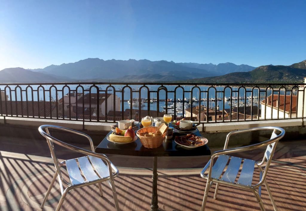 Grand Hotel