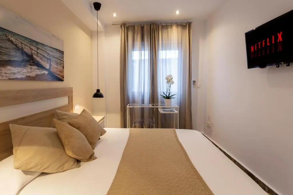 Room Boutique 32
