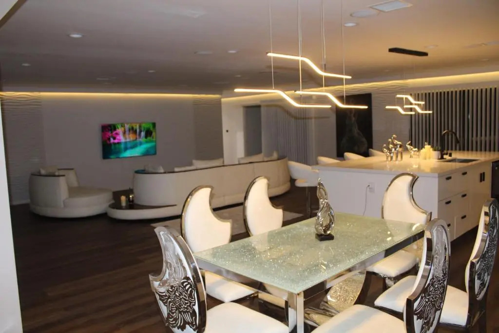 Luxury 4 bedroom villa