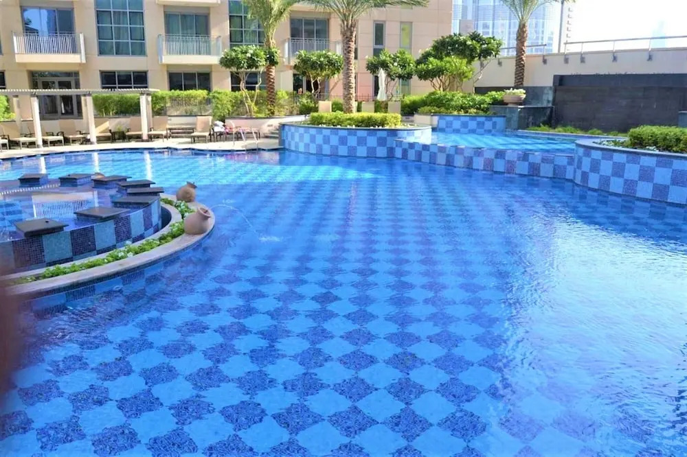 Luxurious 1B With Opera & fountains views