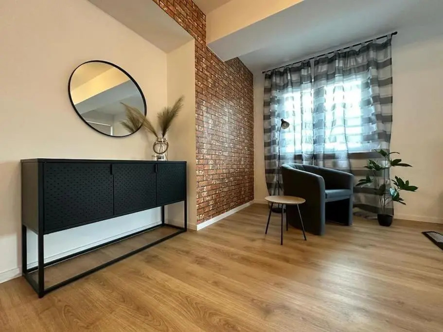 City Center Accommodation - 302