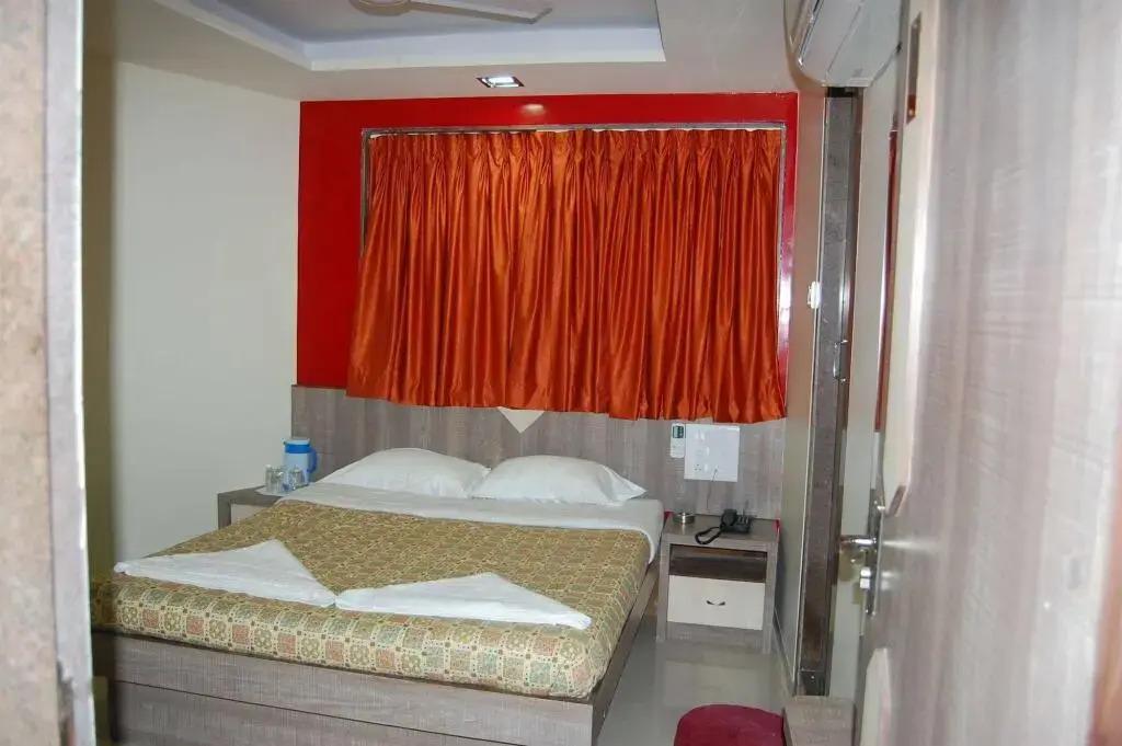 Hotel Galaxy Residency